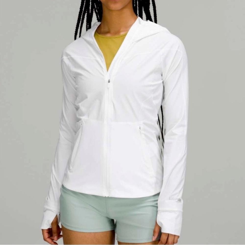 Lululemonn Mist Over Windbreaker Size 4 NWOT